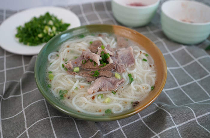 小金原味汤粉王培训